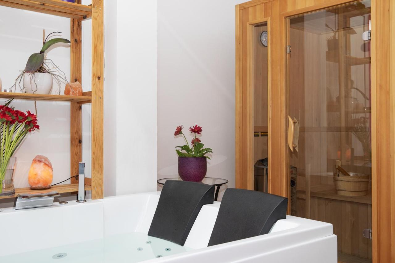 Dépendance Ragaraja con sauna e idromassaggio Pordenone Esterno foto